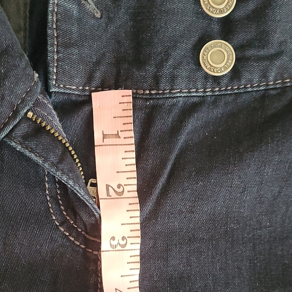 Women's Black Wide-Leg Jeans - Picture 5 of 11